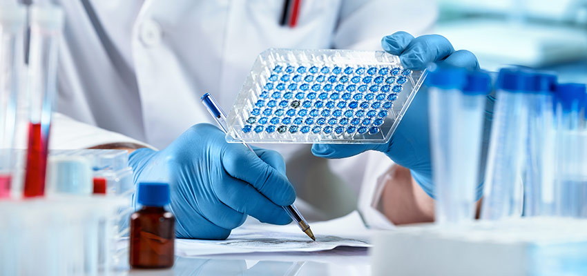 Examining microtiter plates